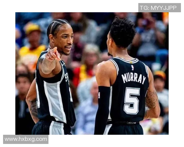 湖人队与马刺队激战正酣谁将赢得这场篮球盛宴的胜利