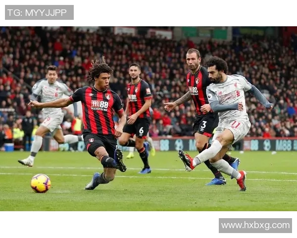 探寻2号球衣背后的传奇足球明星及其辉煌成就